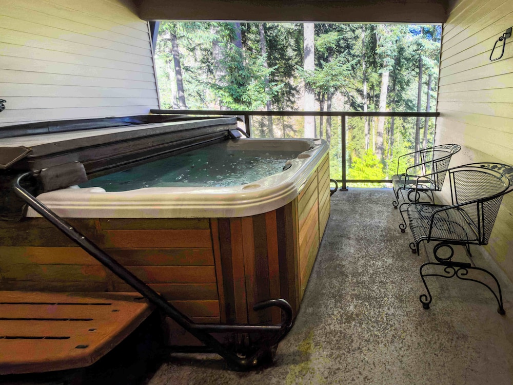Carson Hot Springs Resort 44/68
