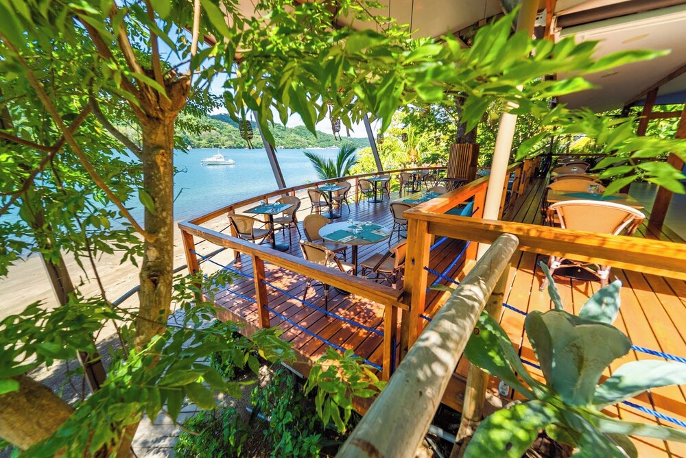 Isla Chiquita Glamping Hotel 40/50
