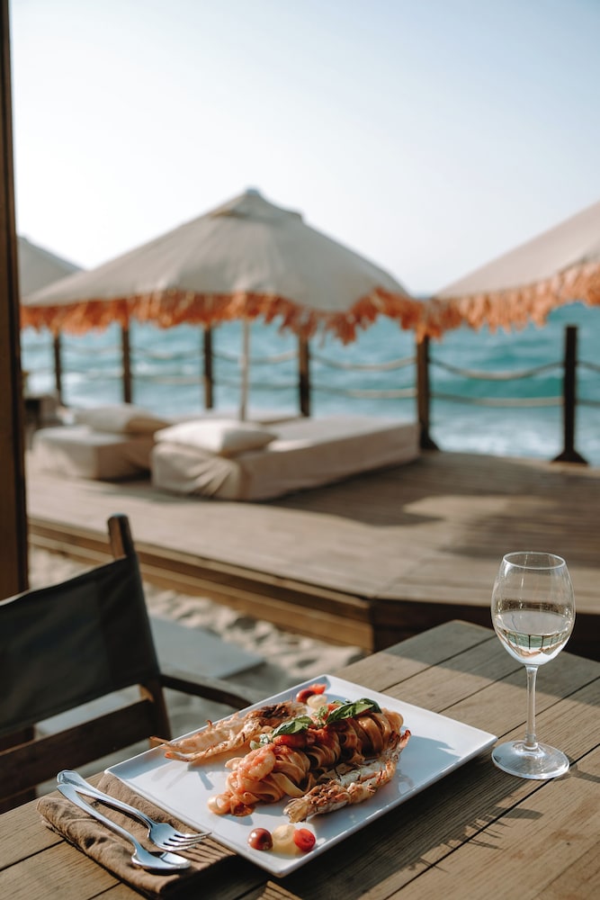 La Brezza Beach & Hotel Yalikavak 31/50