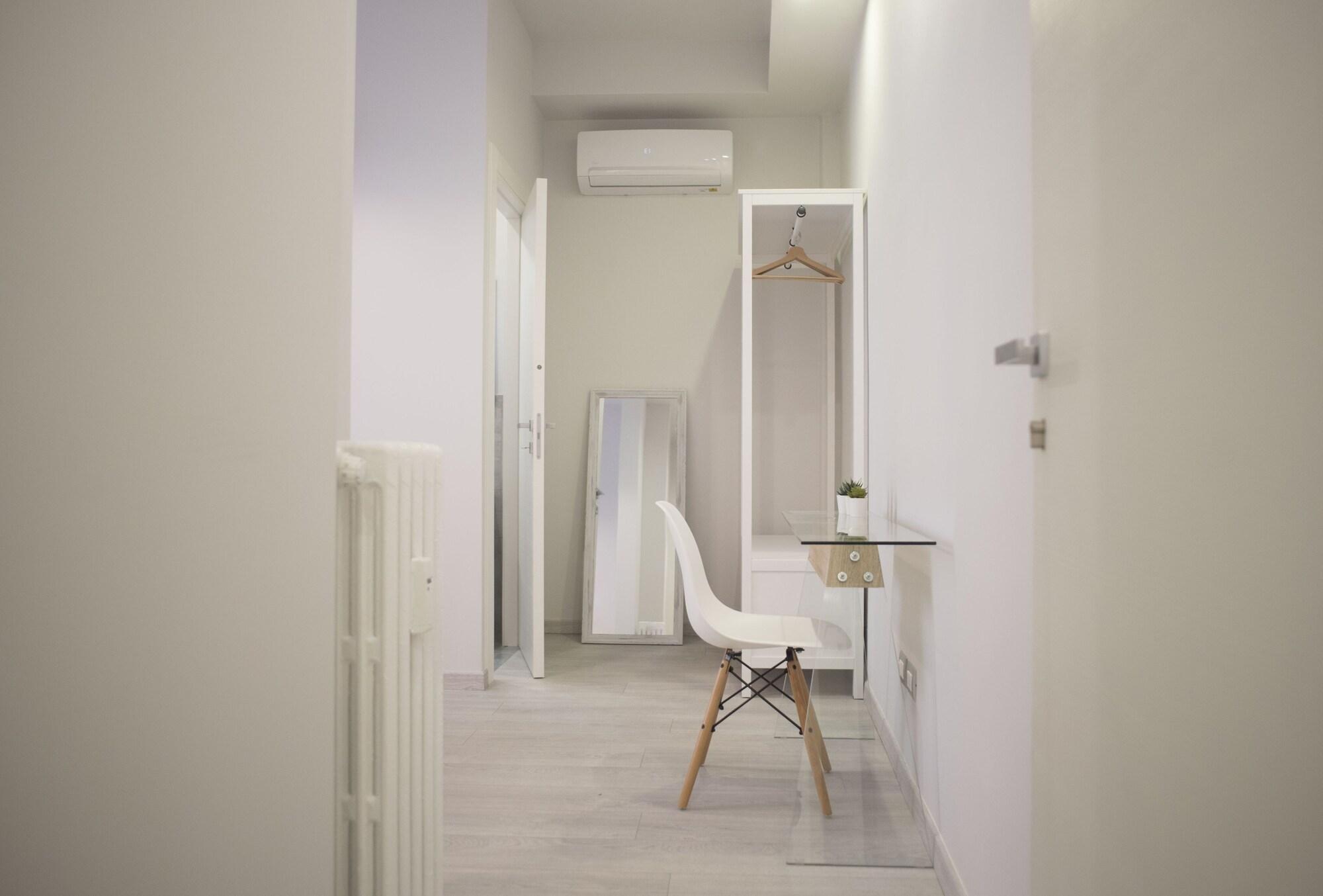 Winkler Suites 22/26