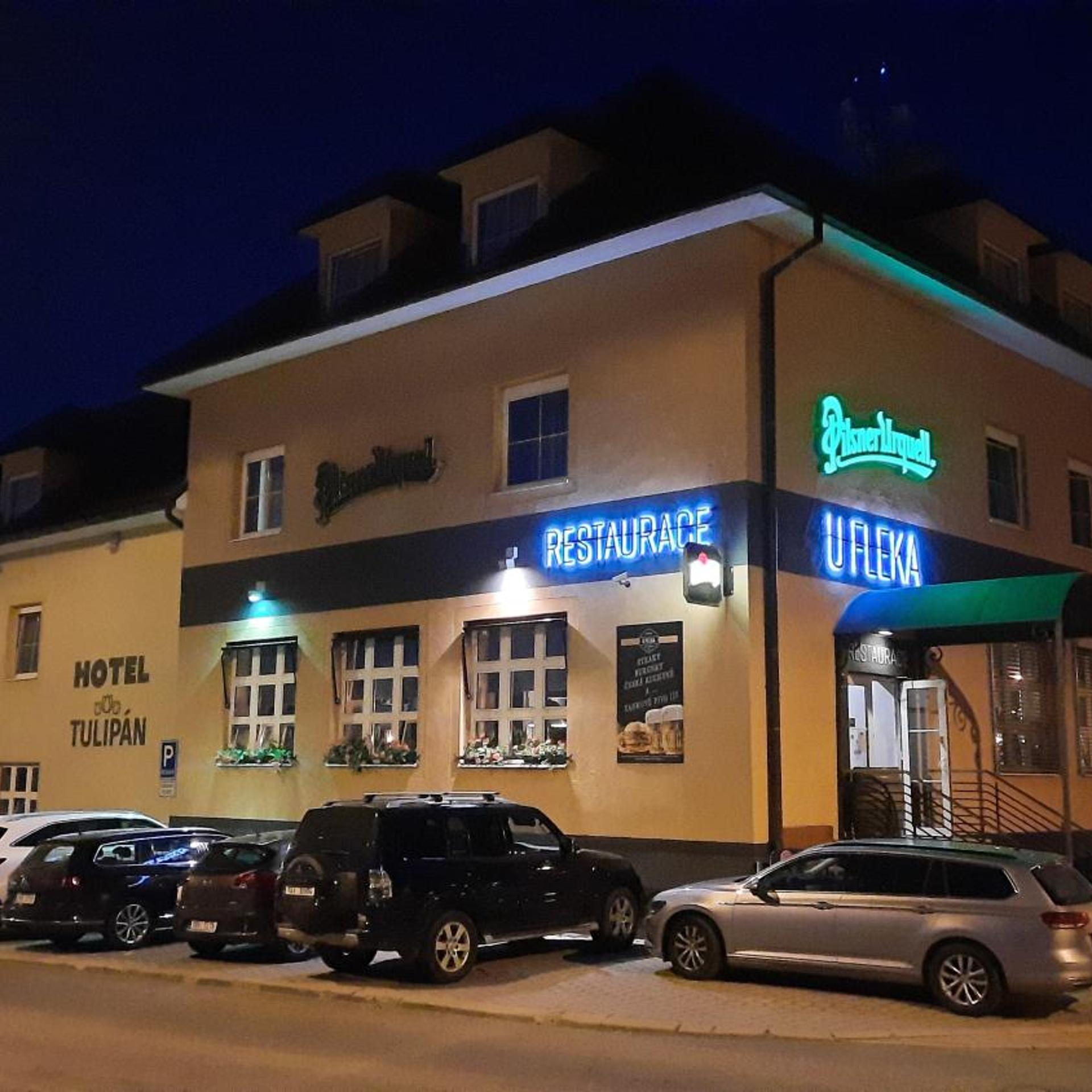 Tulipan Pruhonice Hotel 5/42