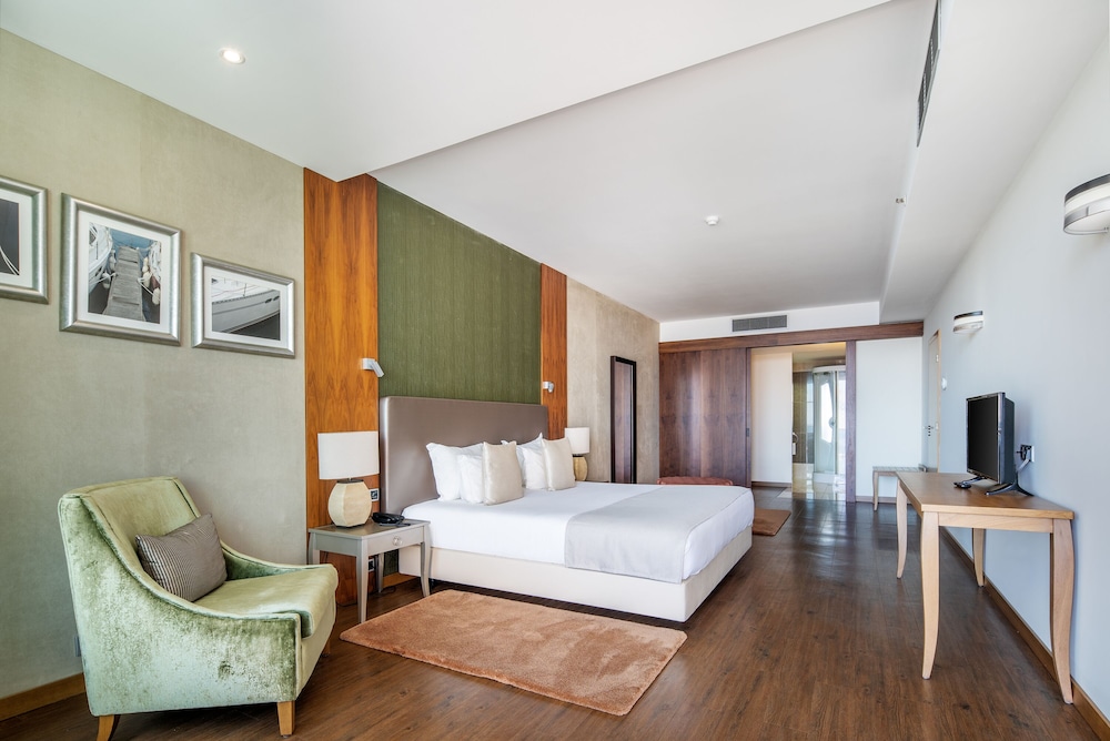 Angra Marina Hotel 7/52