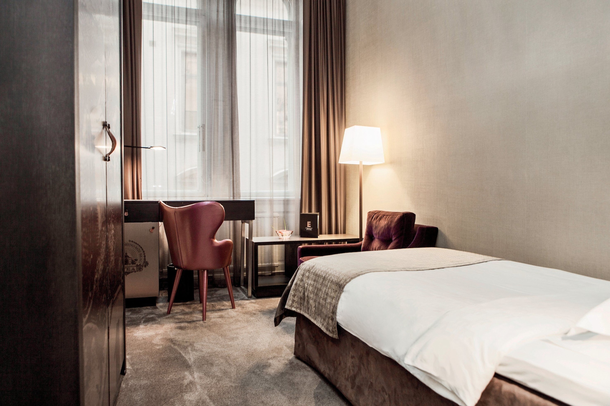 STANDARD, SINGLE, SINGLE BED