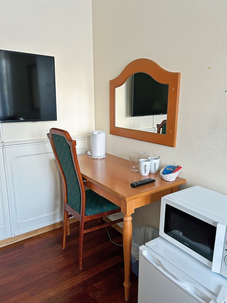 Marina Hotel Sortland 45/50