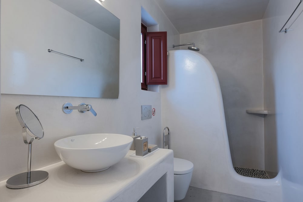 Aplada Suites 66/71