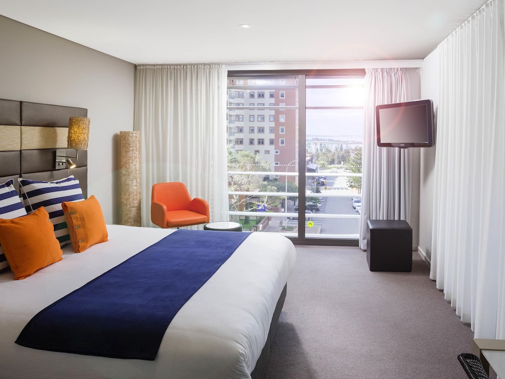 Novotel Newcastle Beach Hotel 19/73