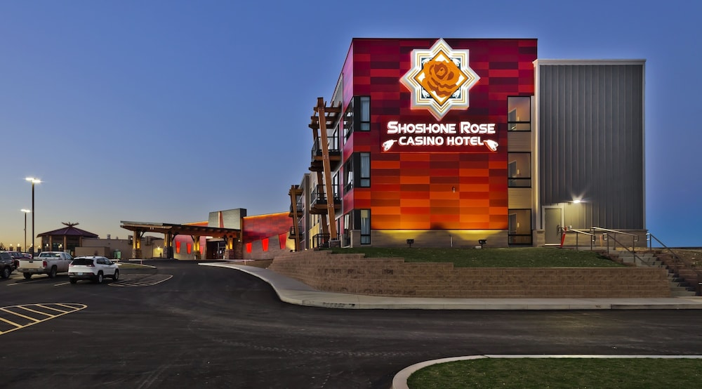 Shoshone Rose Casino & Hotel 24/30