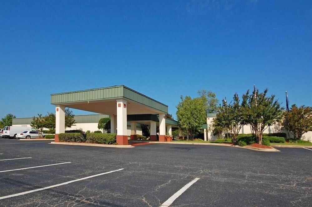 Motel6 Lugoff, SC 22/28