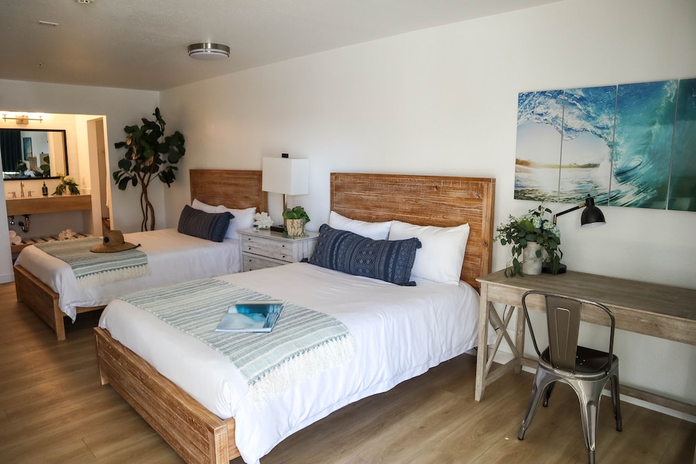 The Surfbreak Hotel 30/63