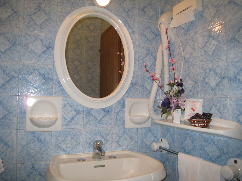 Albergo Boomerang 38/40