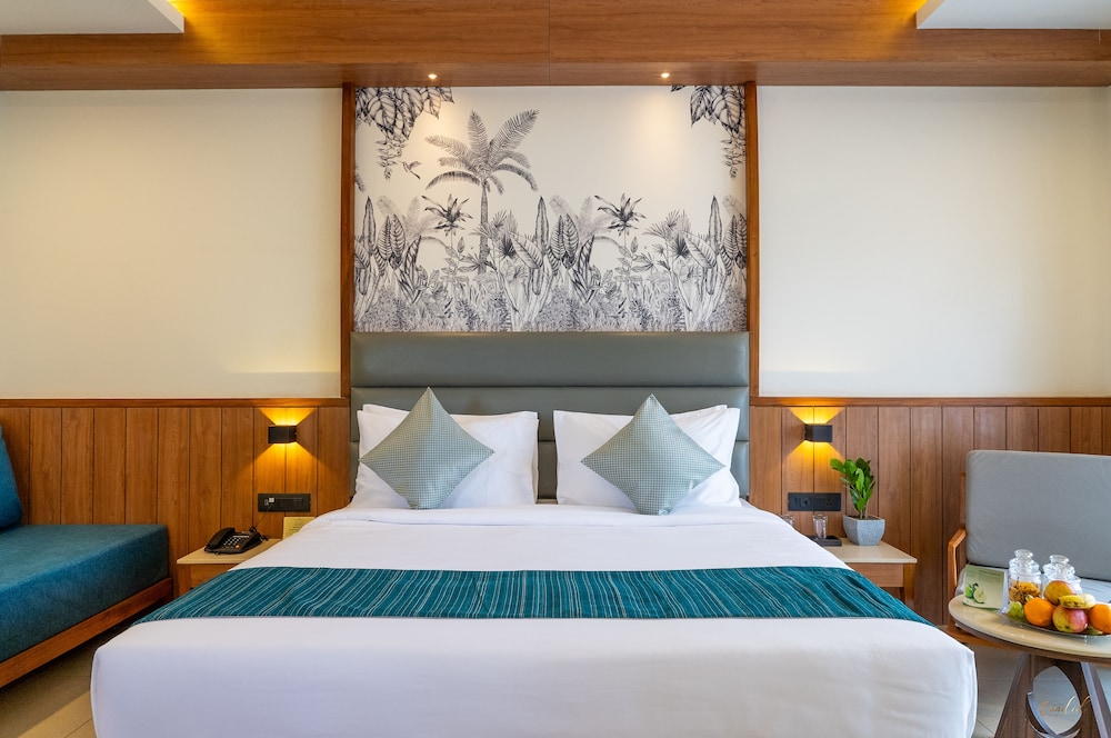 Green, Premium, Cottage, King Bed