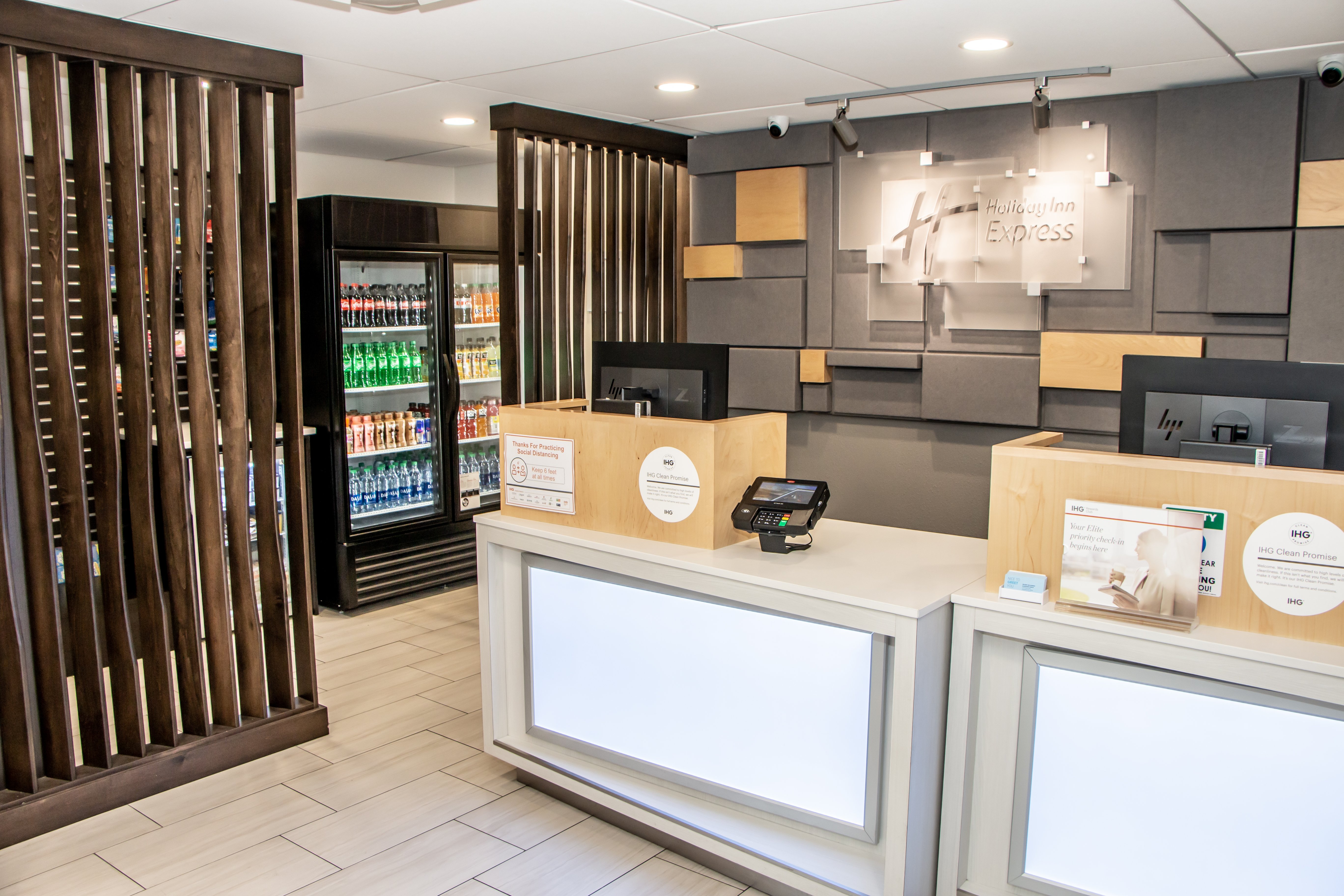 Holiday Inn Express Allentown North 15/62