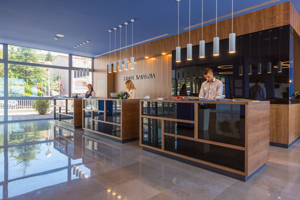 Hotel Katarina 4/73