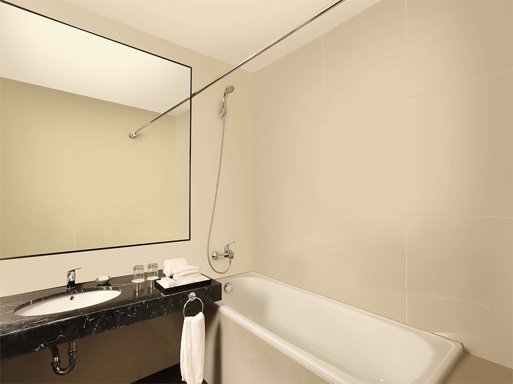 Best Western The Lagoon Hotel 29/45