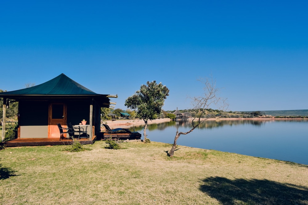 Buffelsdrift Game Lodge 4/73