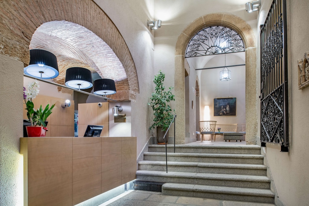 Nh Collection Caceres Palacio de Oquendo 7/50