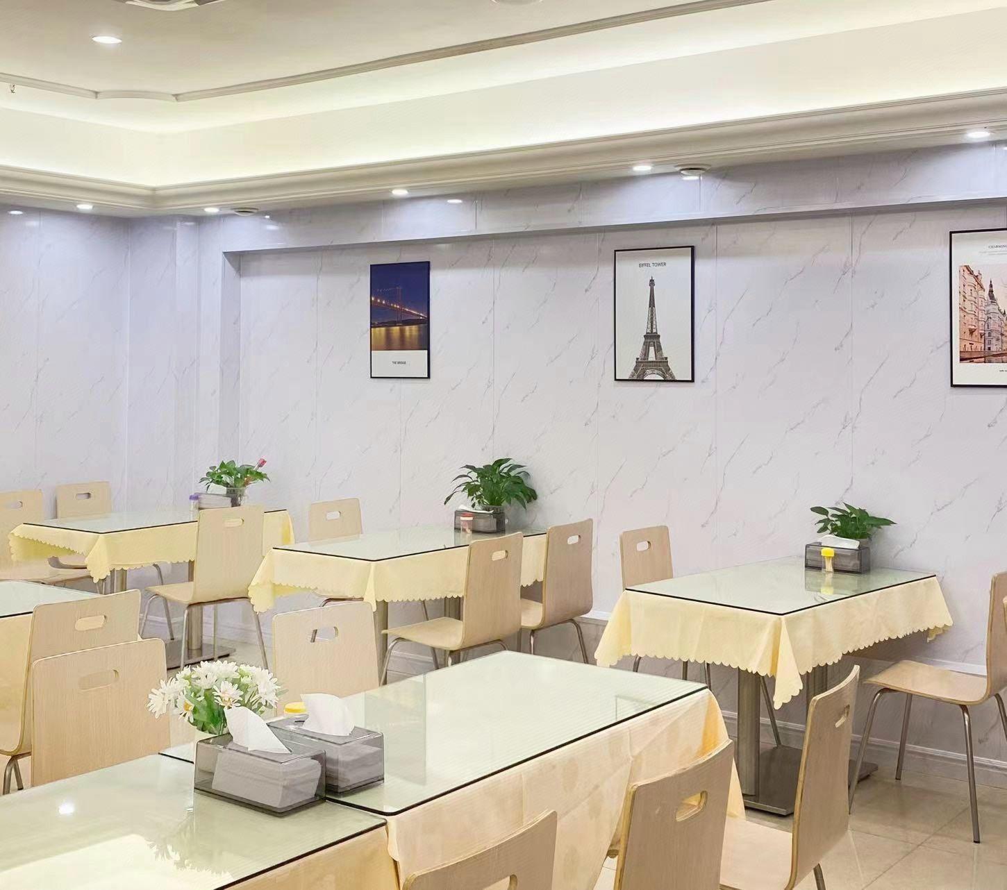 Vienna Hotel (Huizhou Danshui Baiyun Road) 43/52