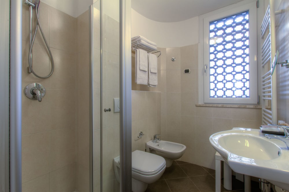 SUPERIOR, DOUBLE OR TWIN BED, SEA VIEW