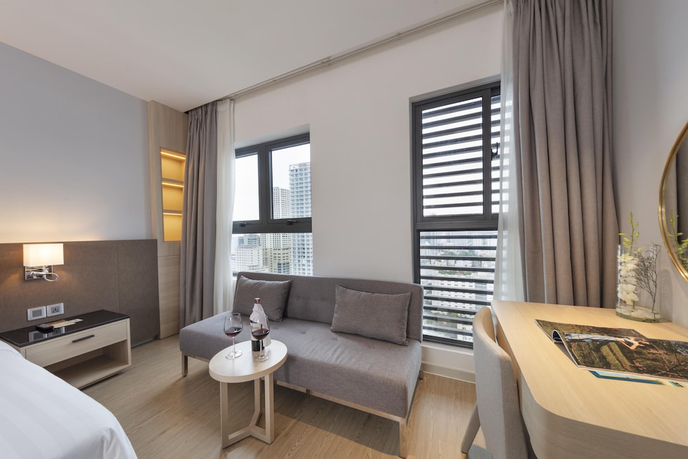 DQua Hotel and Apartment 30/50