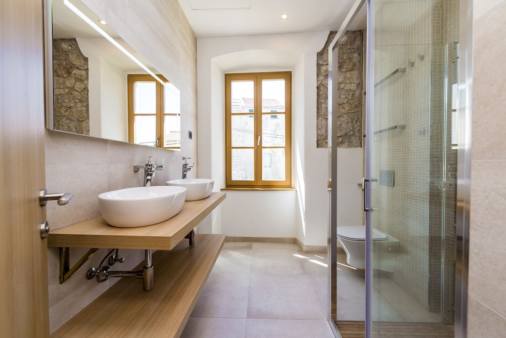 Casa Antika Suites 49/50