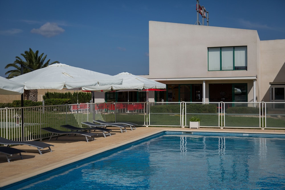 Ibis Perpignan Rivesaltes 4/50