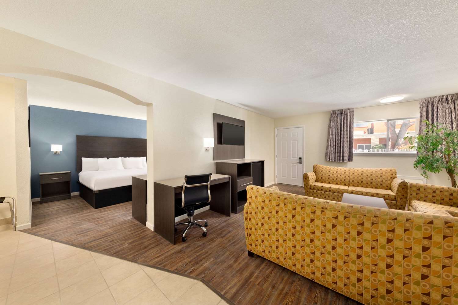 Days Inn by Wyndham Lawton 31/47