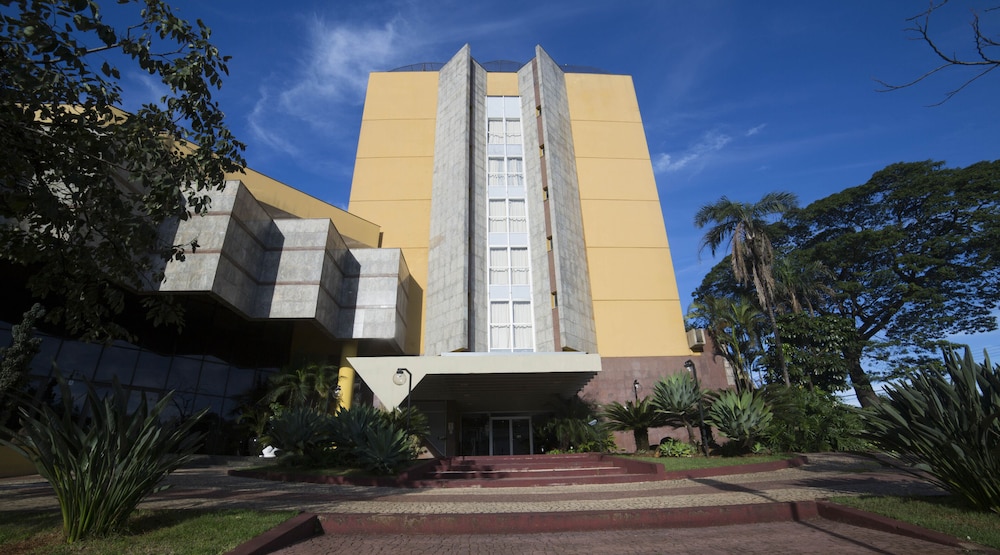 SUMATRA HOTEL E CENTRO DE CONVENCOES 2/53