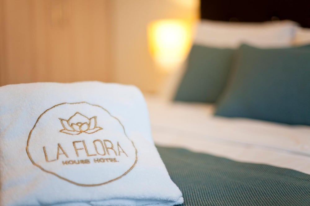 La Flora House Otel 8/35