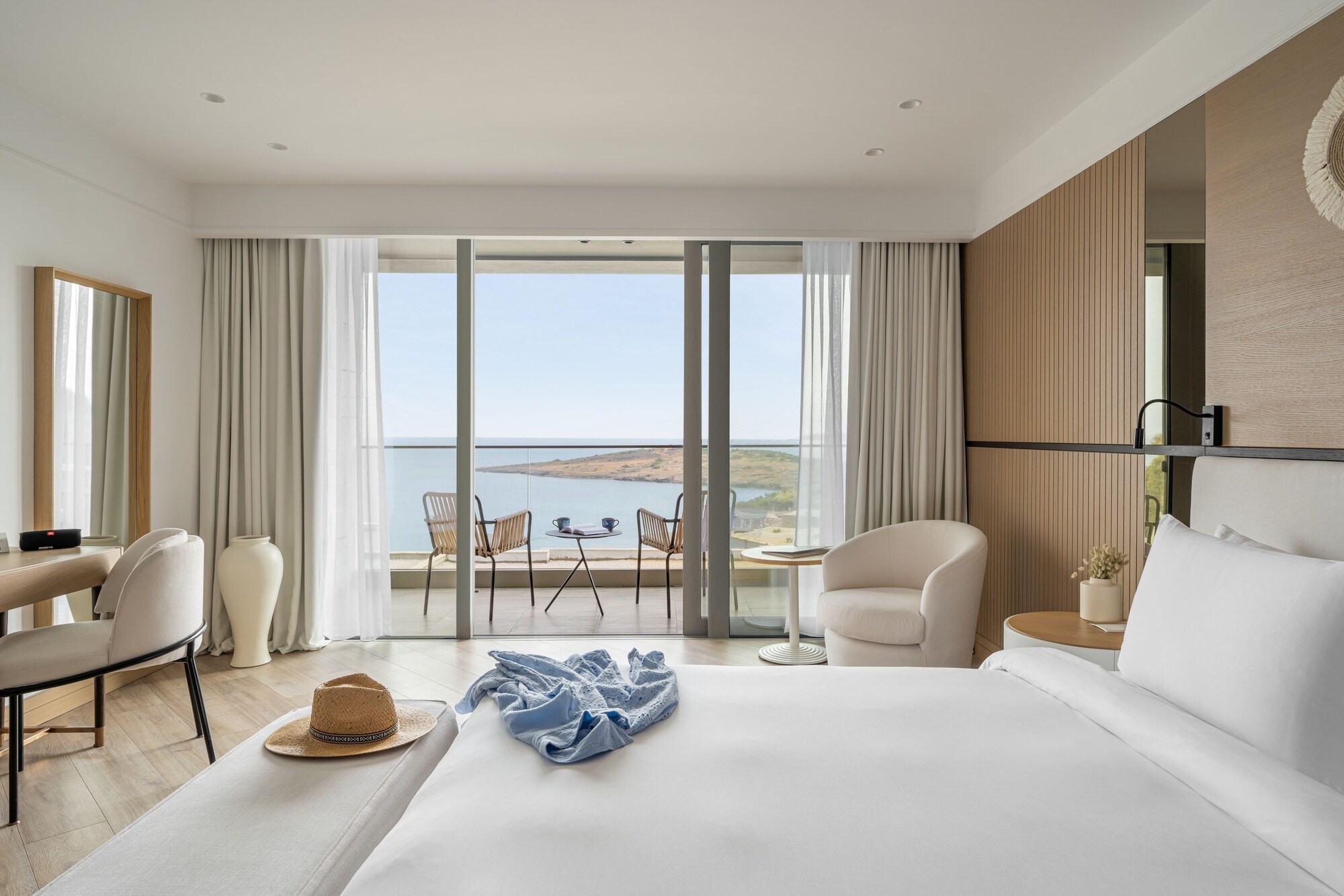 Deluxe Sea View King