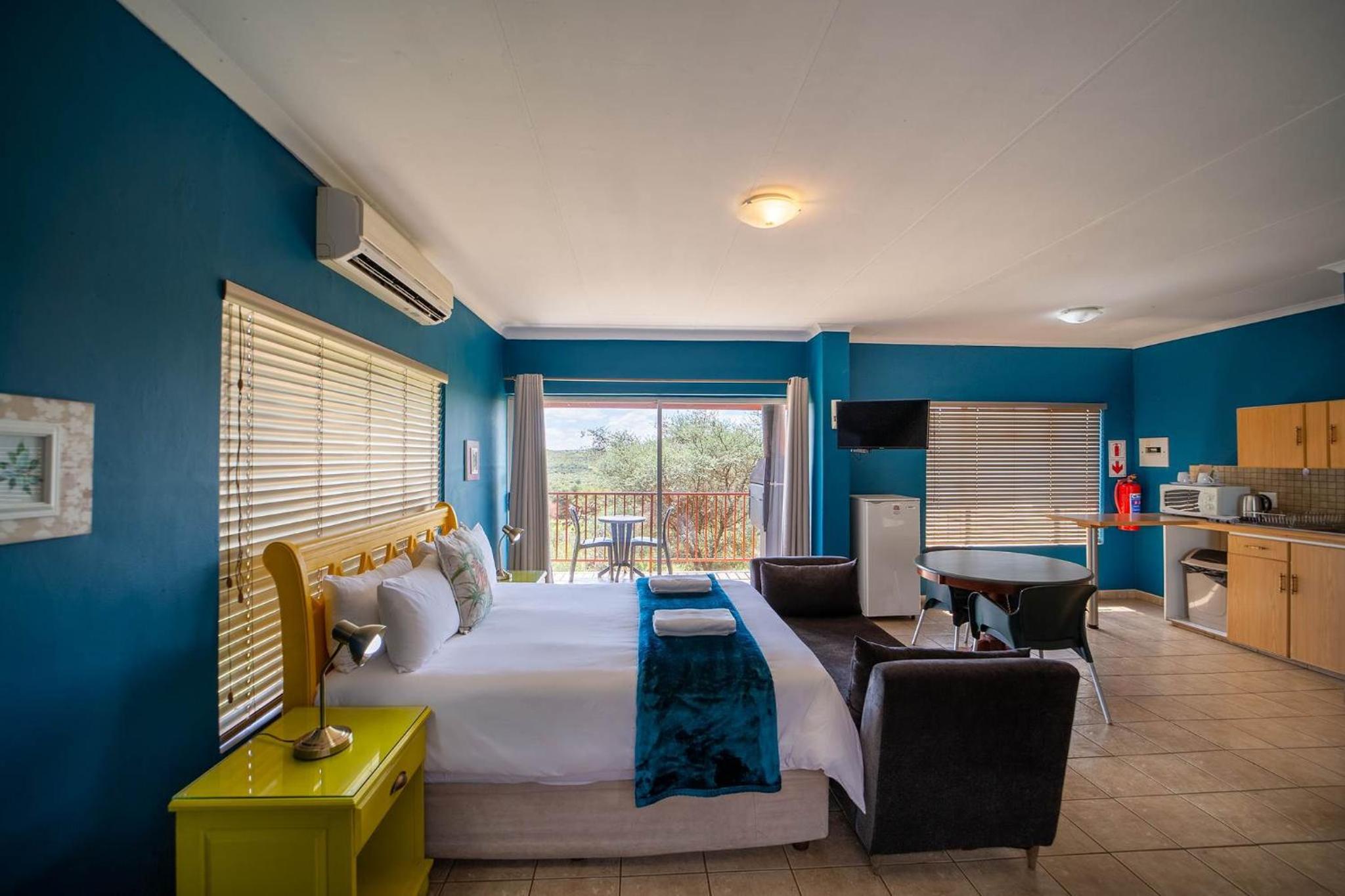 Red Sands Country Lodge 4/50