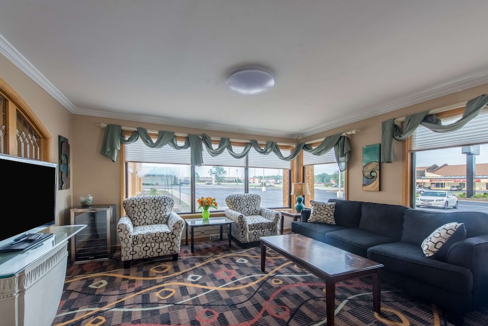 Quality Inn and Suites University Area 22/38