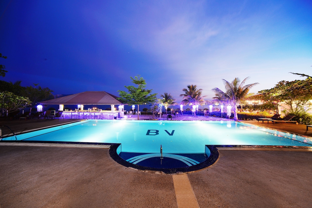 Bella Vista Waterfront Langkawi 66/70