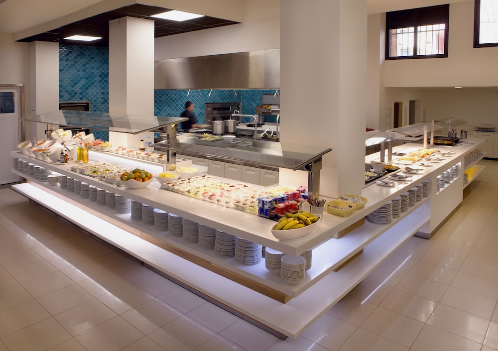 Lobby at Cuco Hotel, BENIDORM