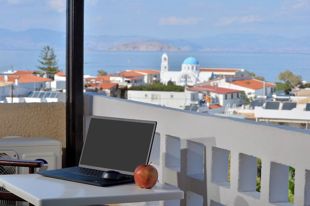 Vasilaras Hotel 9/50