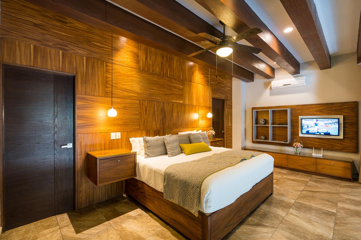 Loft, 2 Beds, Street View, Two Story, 2 Bathrooms