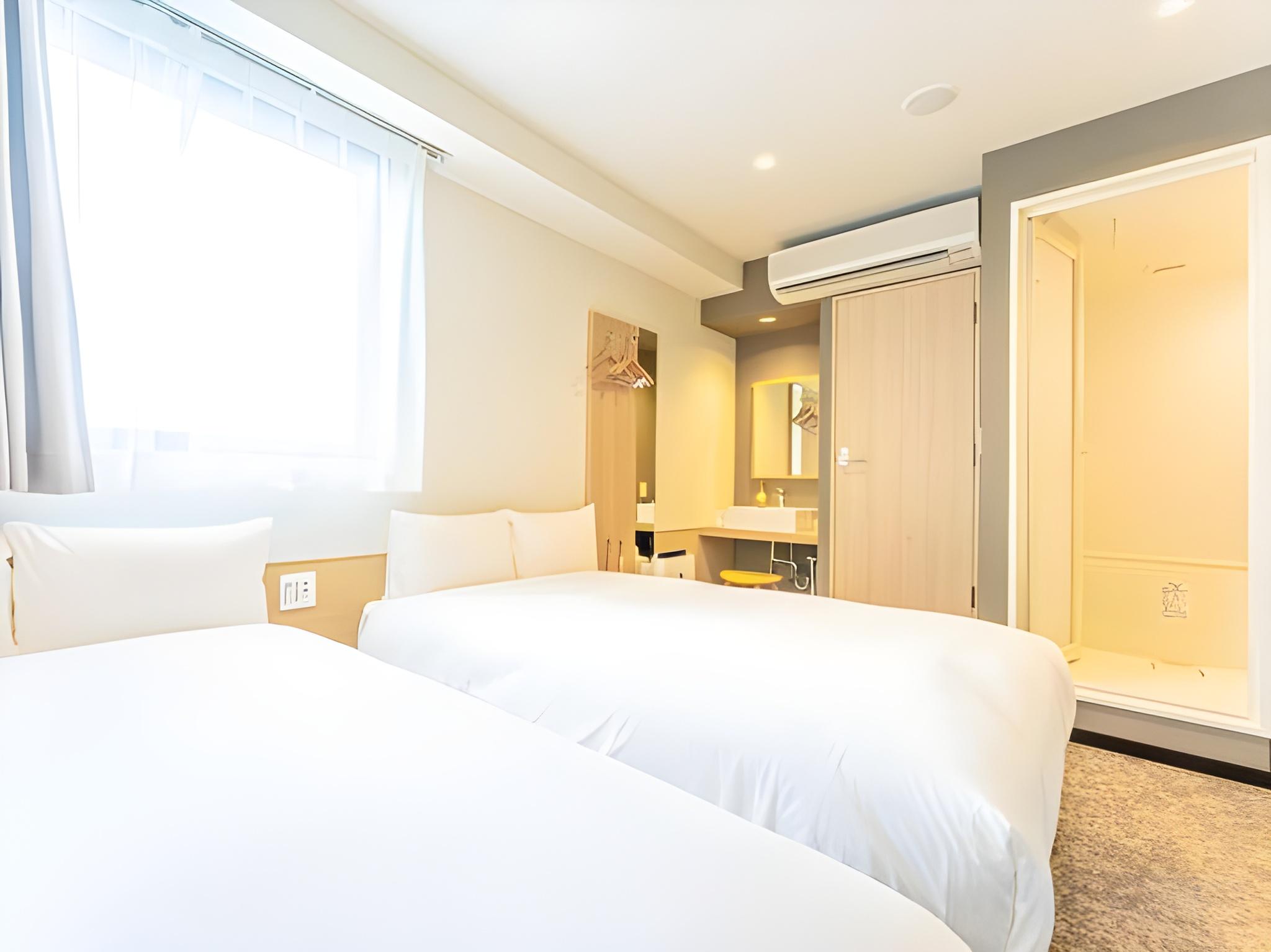 Semi Room, Tower, Twin Beds, 2 Semi Double Beds