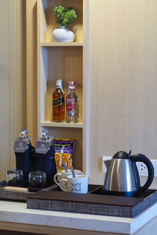 Eleven Bangkok Sukhumvit 11 by Kingston Hotels 33/73