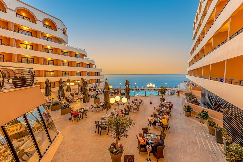 Radisson Blu Resort Malta St Julians 43/50