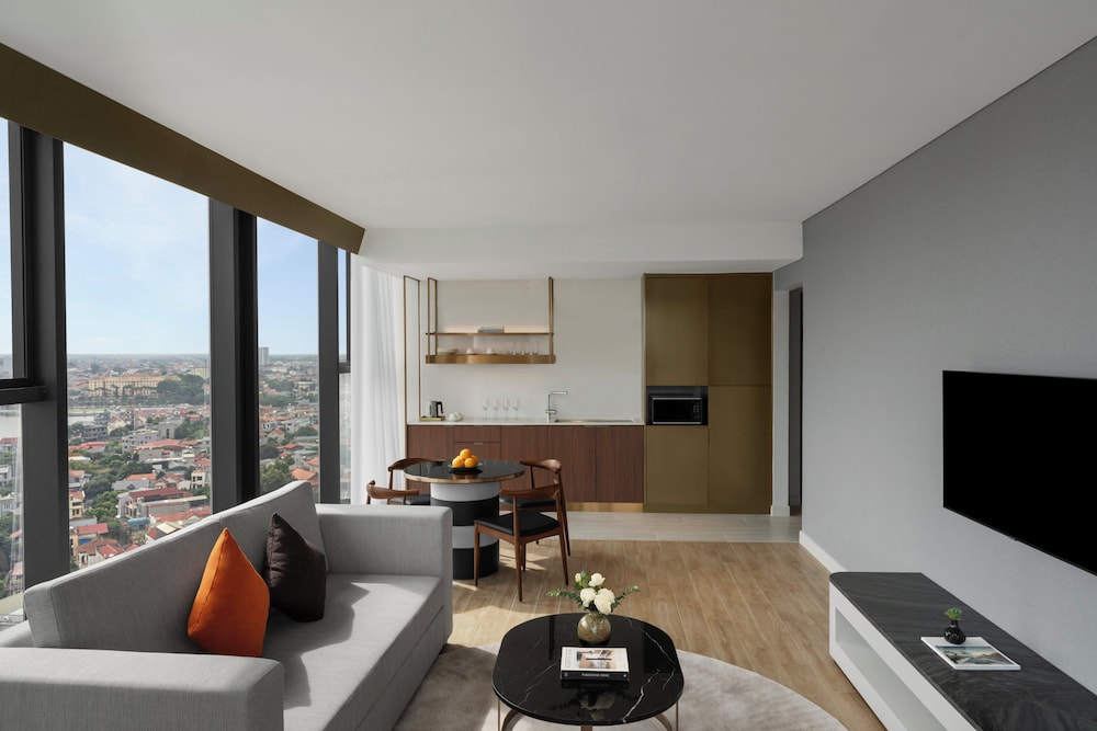 Crowne Plaza Vinh Yen City Centre, an IHG Hotel 32/50