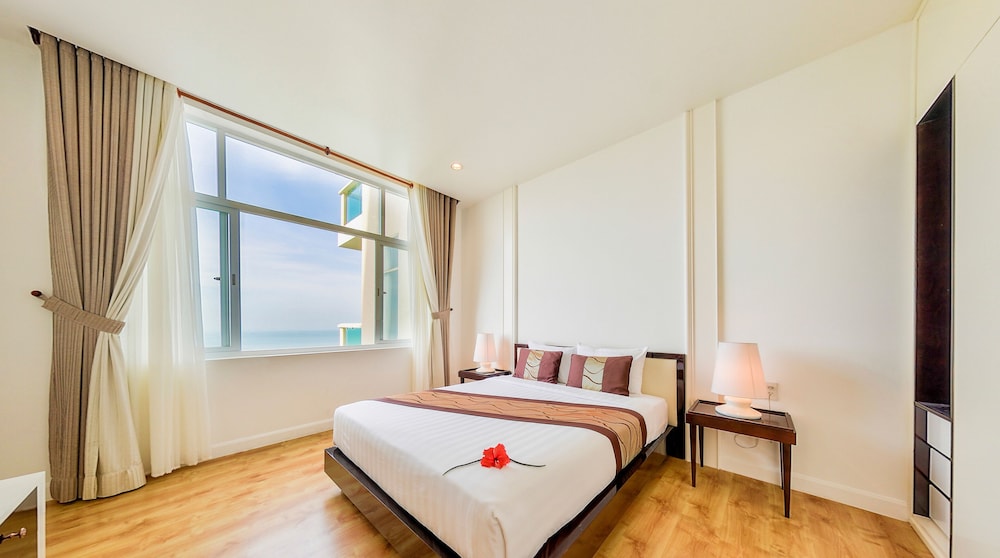 Ocean Vista 35/71