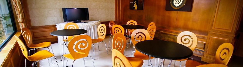Ligor City Hotel 38/48