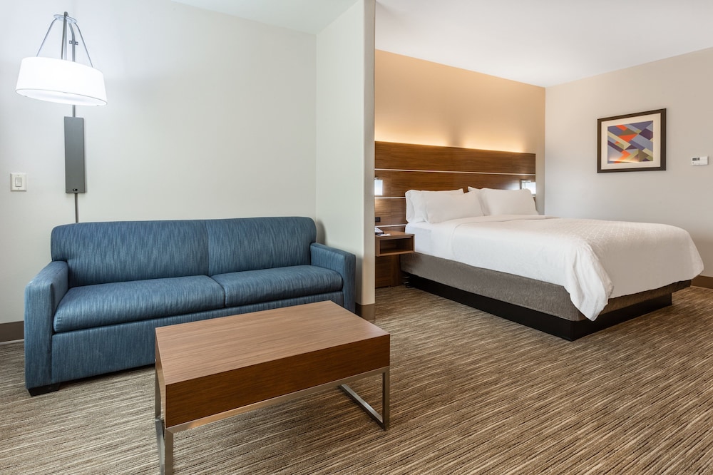 Holiday Inn Express Kearney 21/48