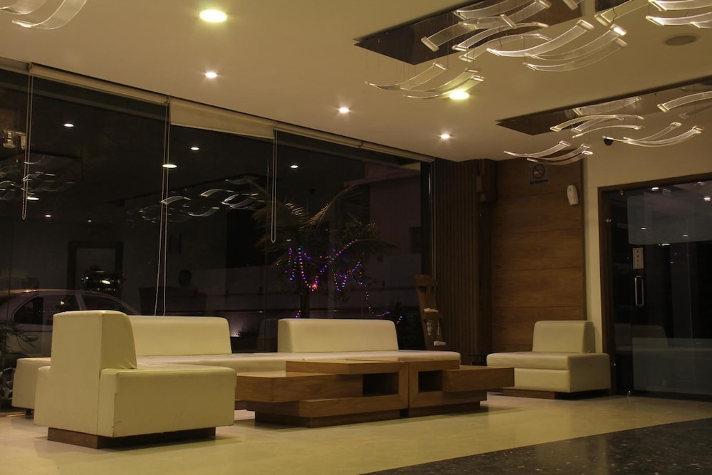 PLATINUM INN HOTEL 3/46
