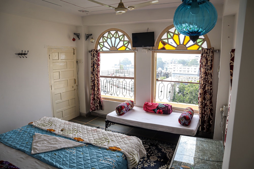 Hotel Lake Ghat Palace، Udaipur 25/53