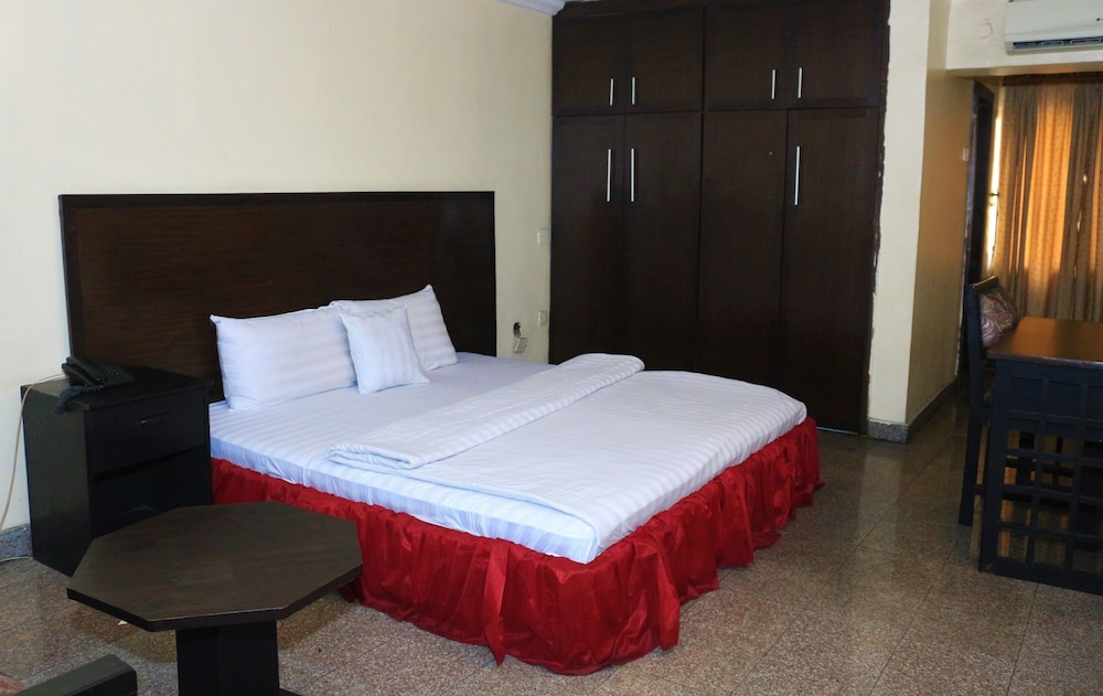 غرفة تنفيذية بسرير كوين، Sissi Hotel 2/4
