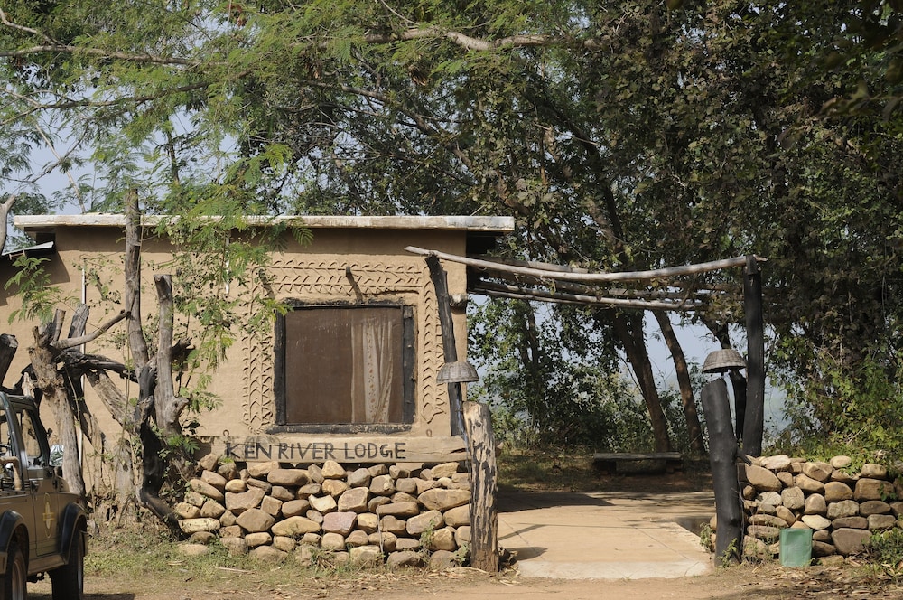 KEN RIVER LODGE 11/24