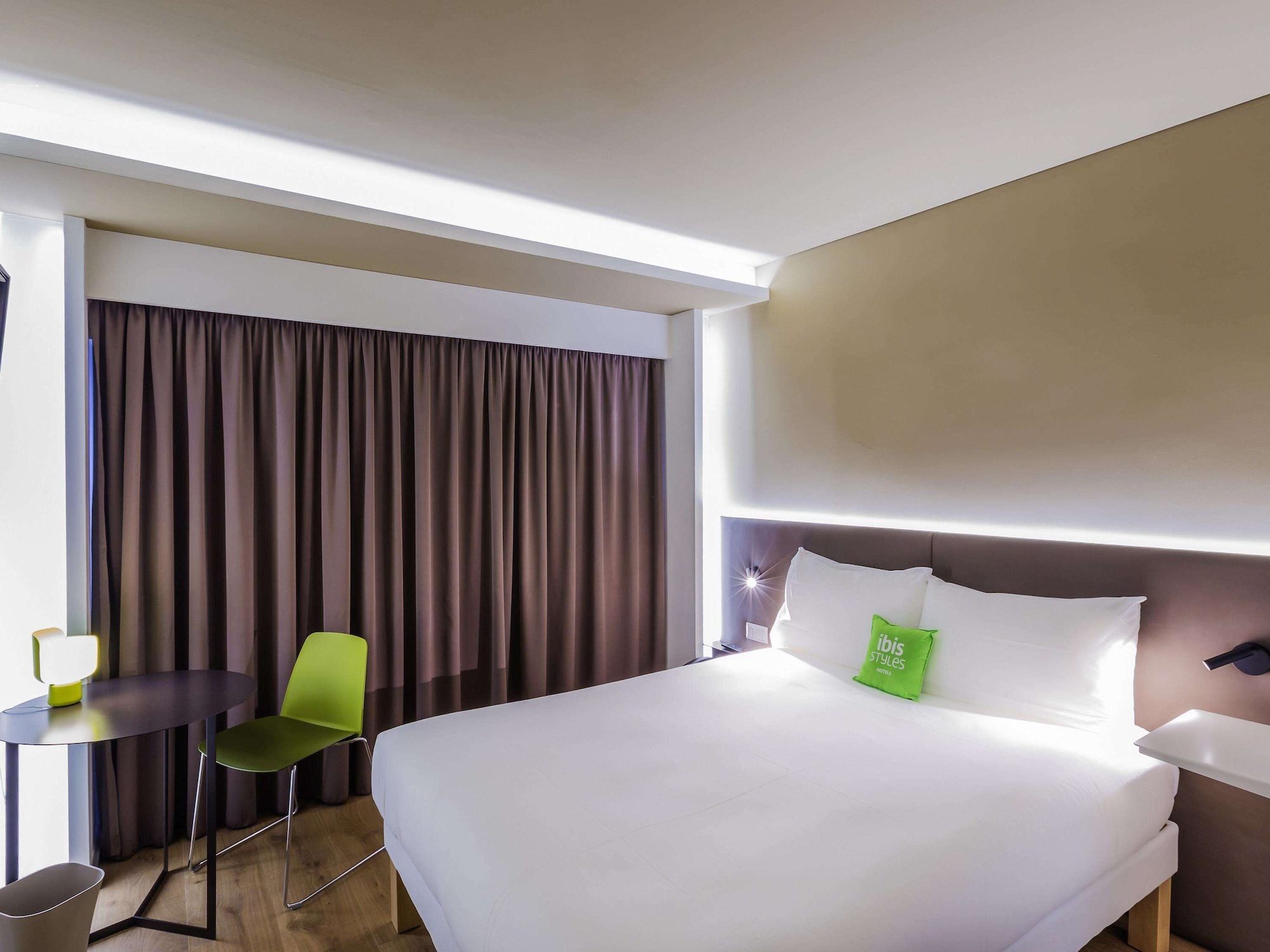 SUPERIOR, DOUBLE BED, BALCONY