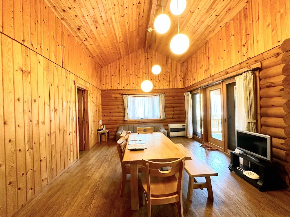 Holiday Villa Hotel & Resort Karuizawa 18/26