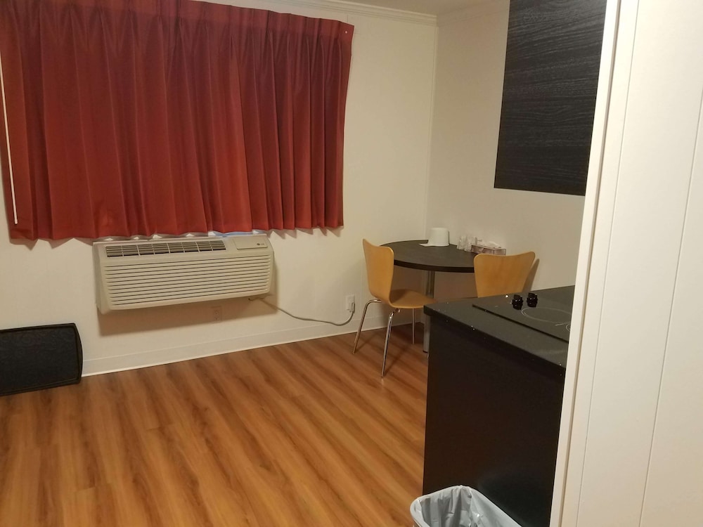 Motel6 Cranbrook, BC 26/47