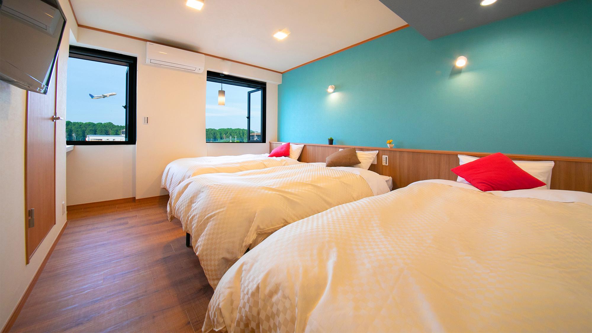 Room, Triple, 3 Beds, Airport View, Shared Bathroom